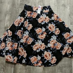 Agnes and Dora Midi Skirt